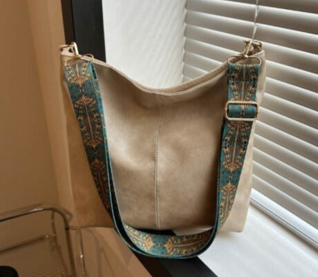 FELINE | LARGE SHOULDER BAG