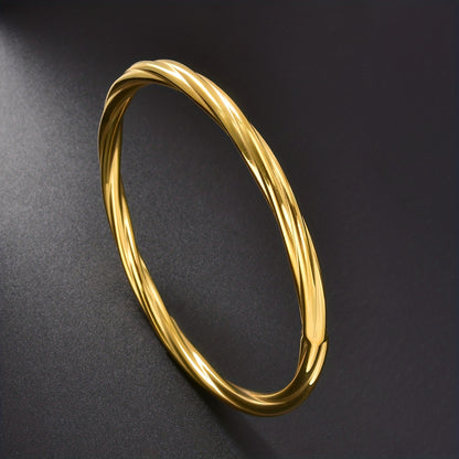 Lumière™ Helix Cuff