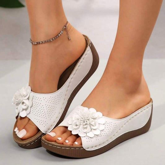 Isabella | Wedge-Light Sandals