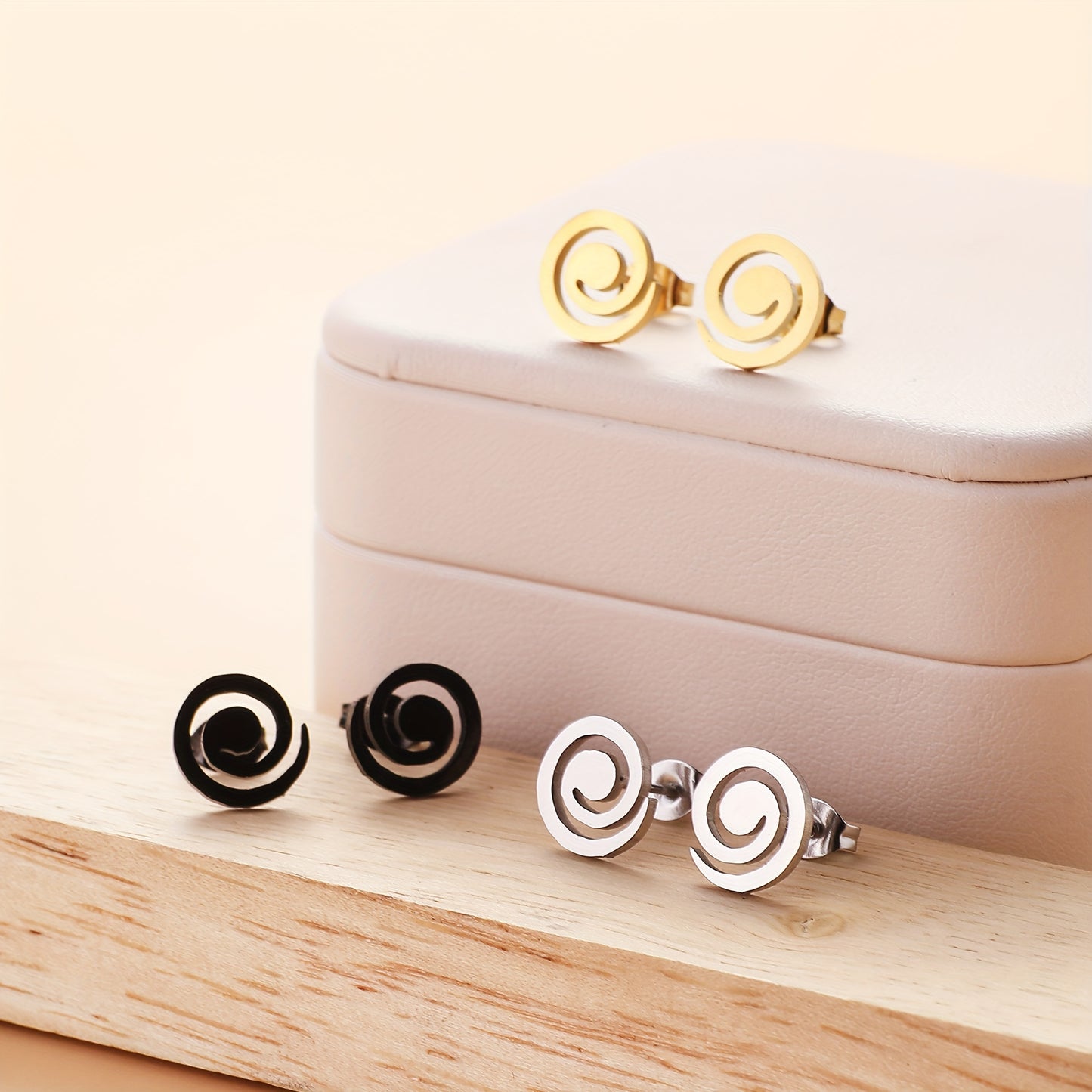 Lumière™ Sculpt Stud Earrings