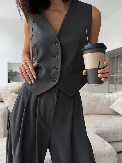 OLIVIA | PANTSUIT SET WITH V-NECK GILET
