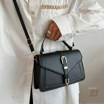 AMÉ | CHIC CROSSBODY BAG WITH A TOP HANDLE