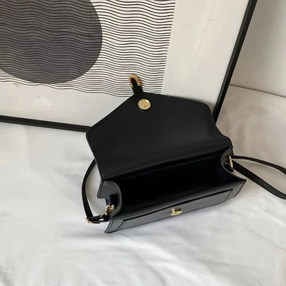 AMÉ | CHIC CROSSBODY BAG WITH A TOP HANDLE