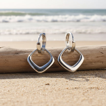 Lumière™ Twist Hoop Earrings