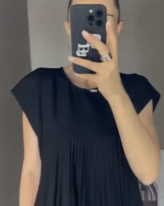 MIAH | ELEGANT SLEEVELESS DRESS